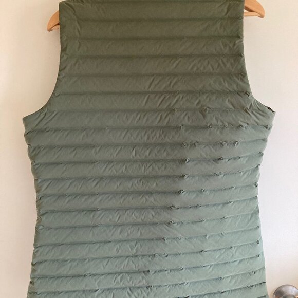 Lululemon Pack It Down Vest - Green - Size 12 - Picture 7 of 11